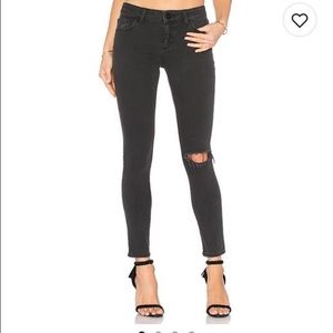 D1961 PREMIUM DENIM JEANS- distressed gray